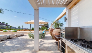 Resa Estates Ibiza te koop san Jose for sale 7 bedrooms apartment outdoor kitchen.jpg